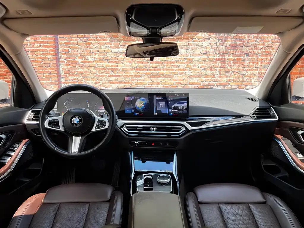 BMW 3 Series 2023 из CN, фото 4