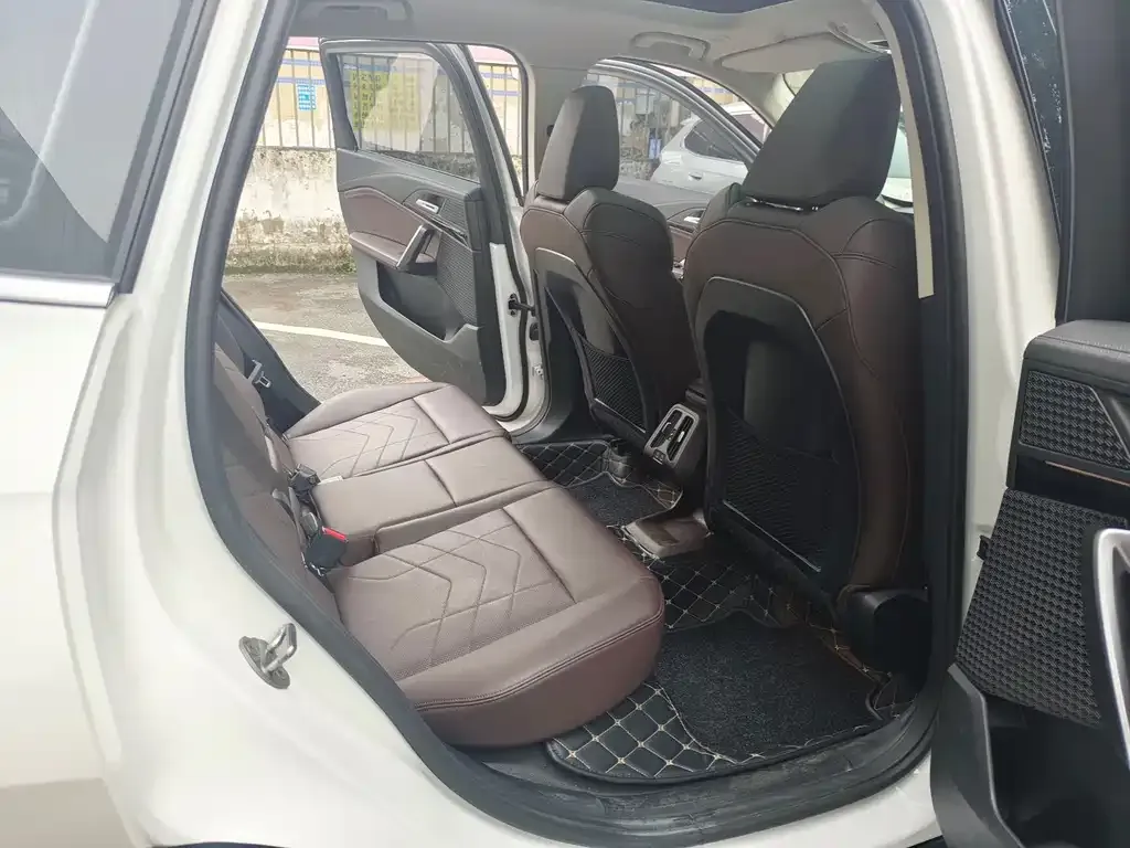 BMW X1 2023 из CN, фото 7