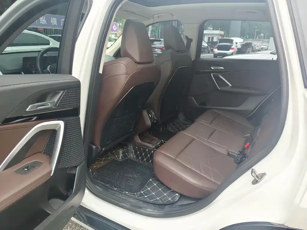 BMW X1 2023 из CN, фото 5