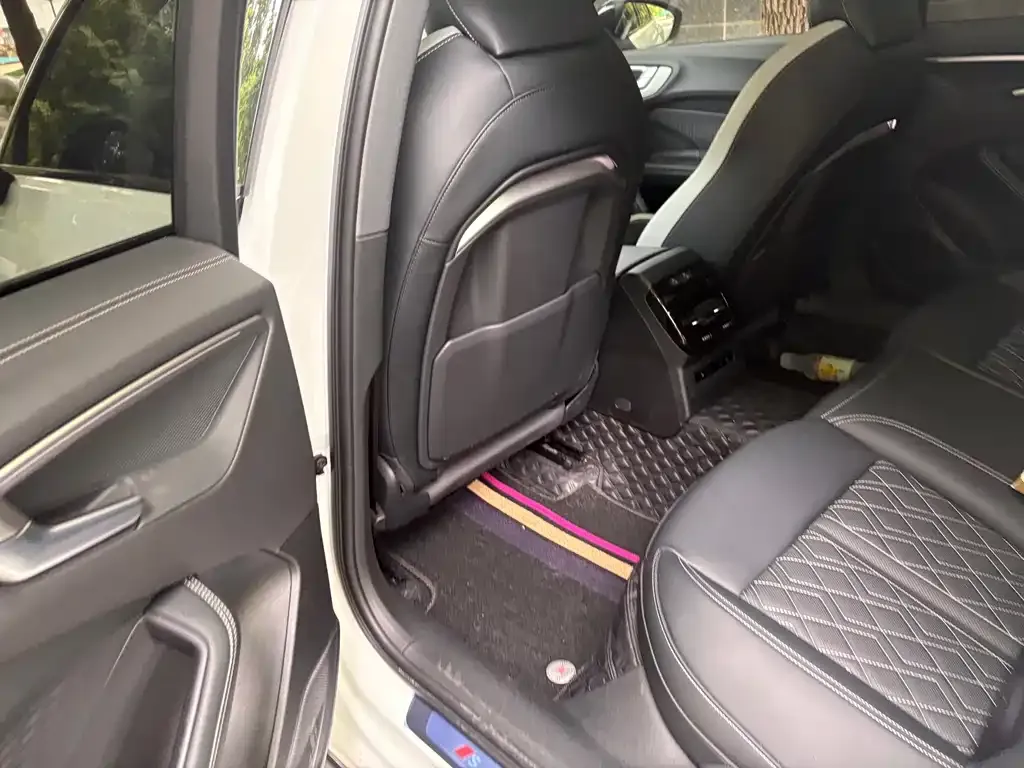 Audi A5L 2025 из CN, фото 4