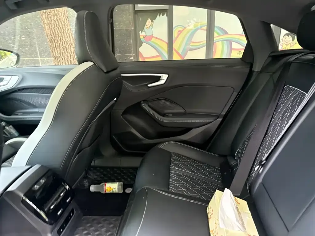 Audi A5L 2025 из CN, фото 2