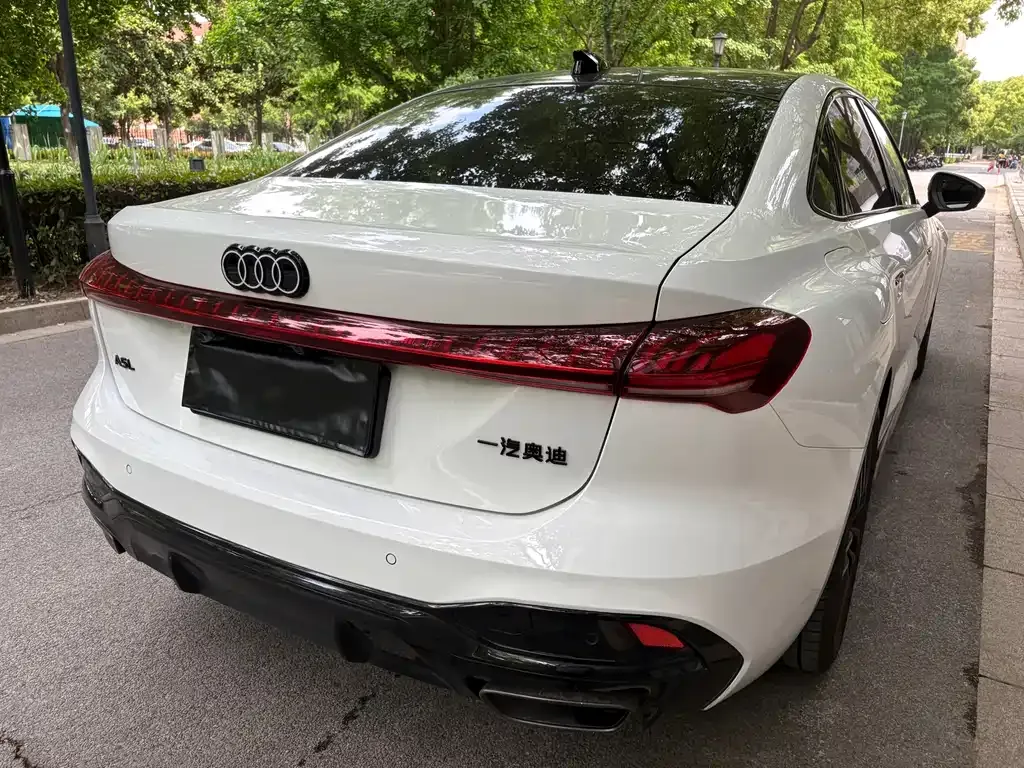 Audi A5L 2025 из CN, фото 5