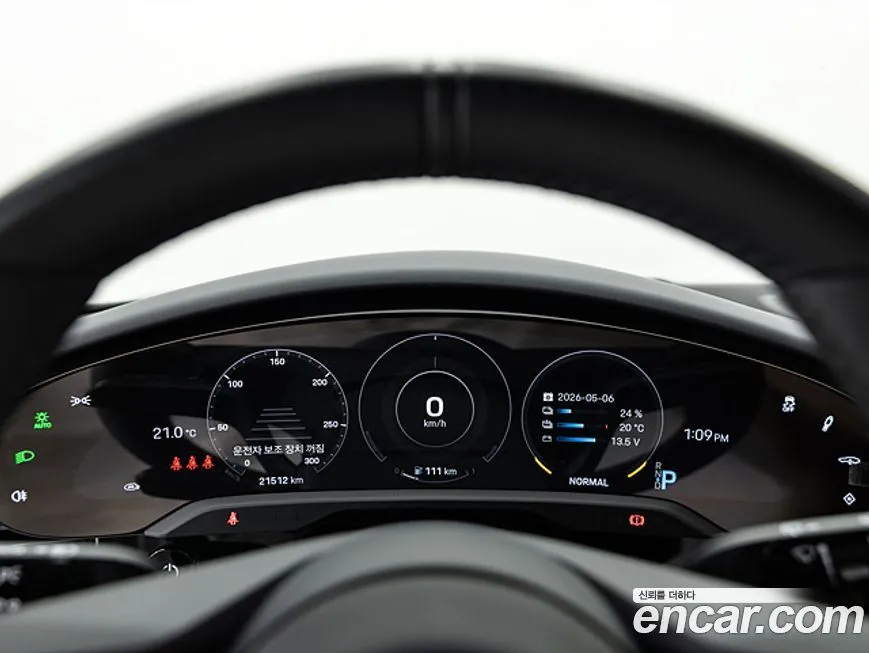 Porsche Taycan 2024 из KR, фото 3