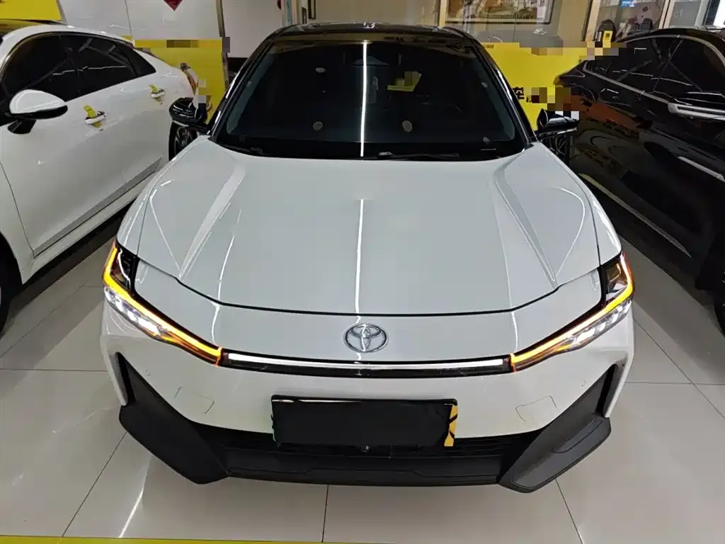 Toyota bZ3 2024 из CN, фото 5