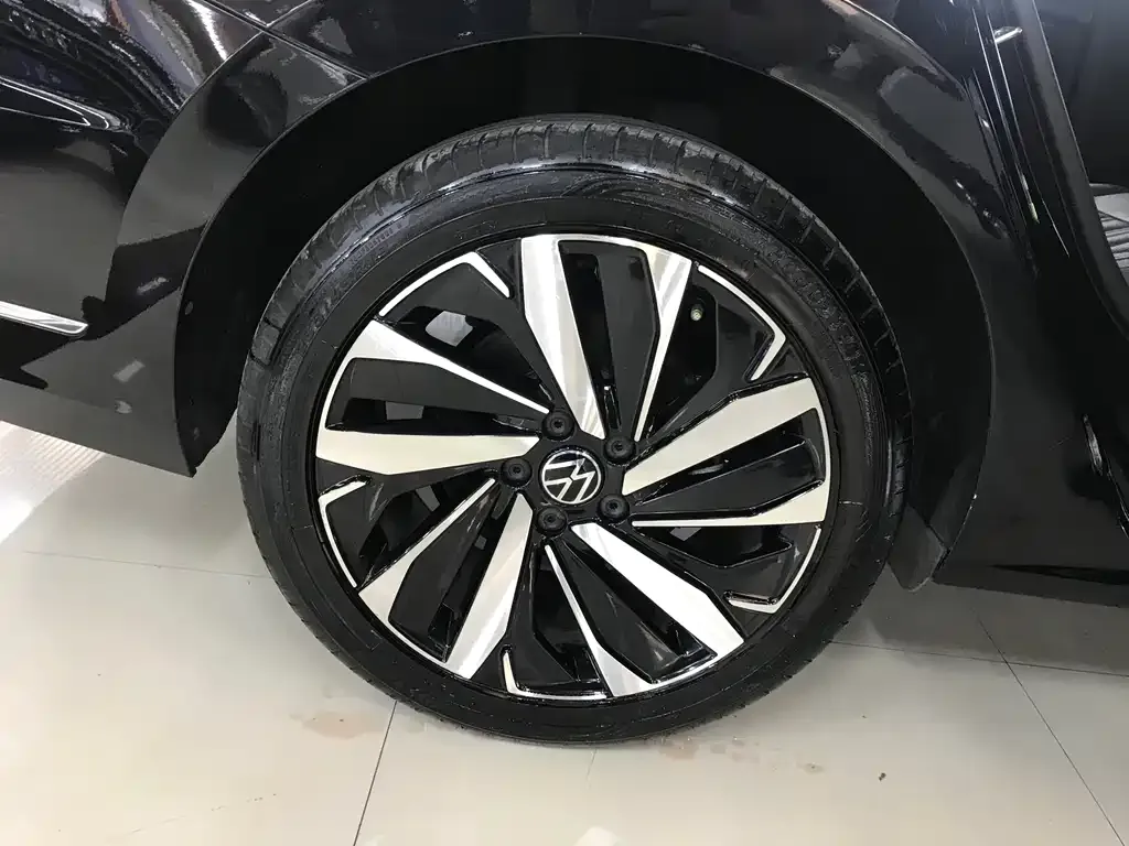 Volkswagen Passat — фото 4