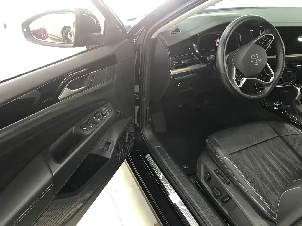 Volkswagen Passat — фото 5