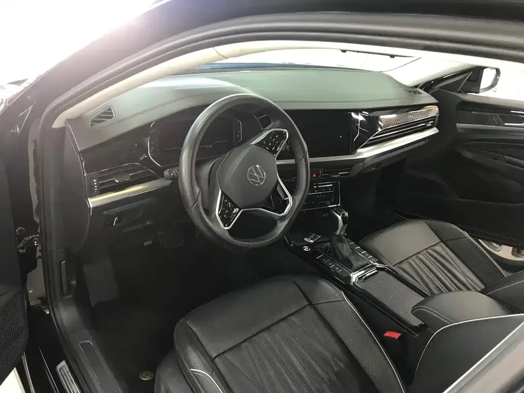 Volkswagen Passat — фото 6