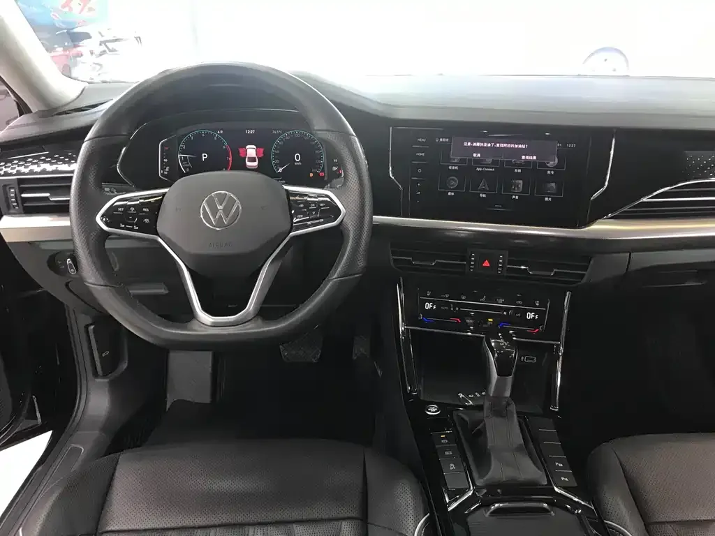 Volkswagen Passat — фото 10
