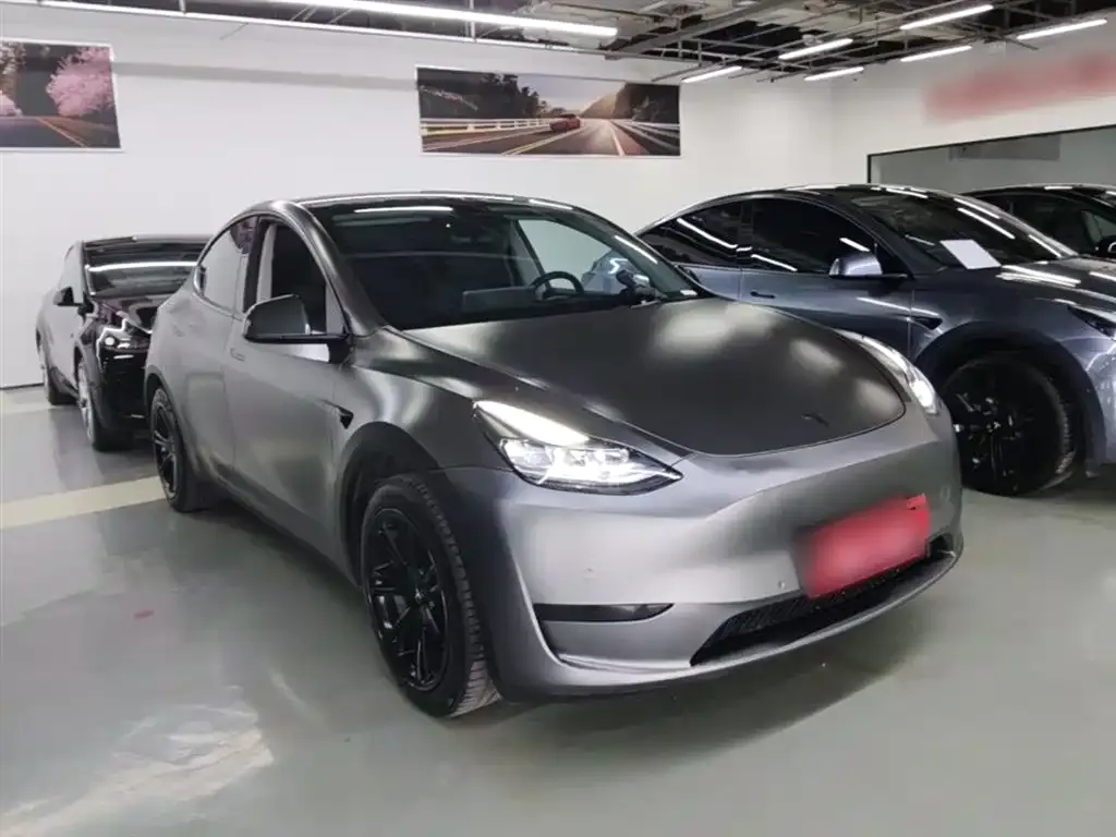 Tesla Model Y — фото 3