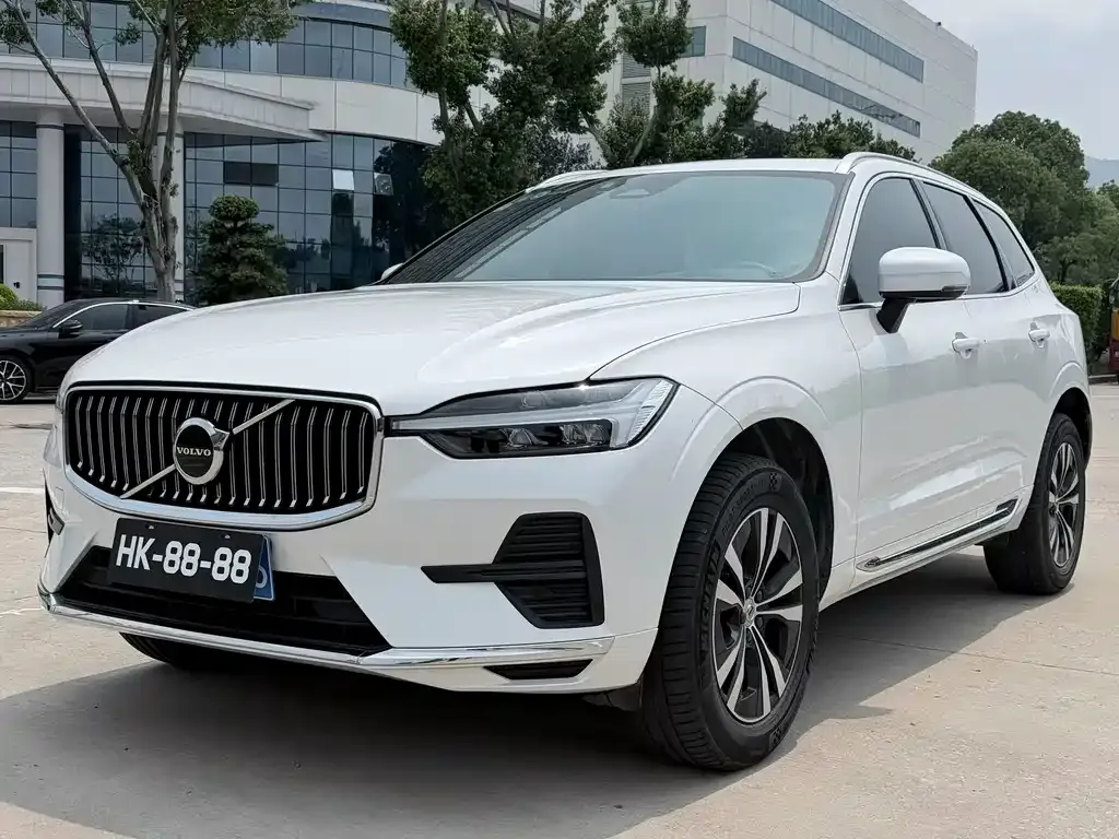 Volvo XC60 — фото 2