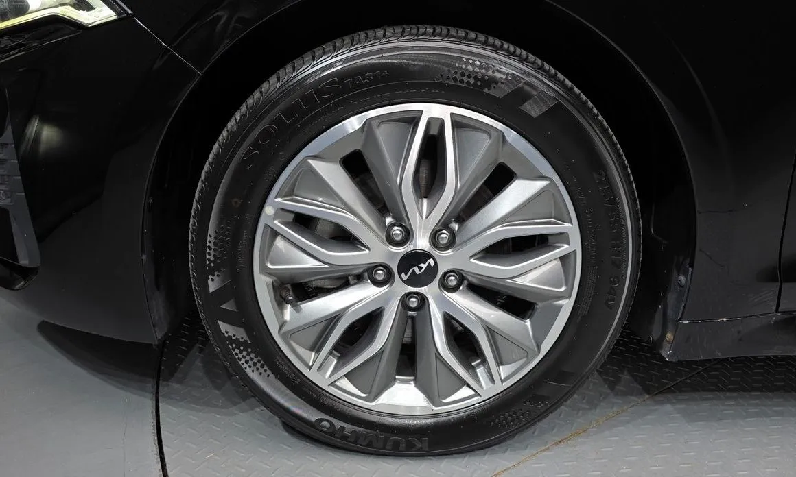 Kia K5 2023 из KR, фото 6
