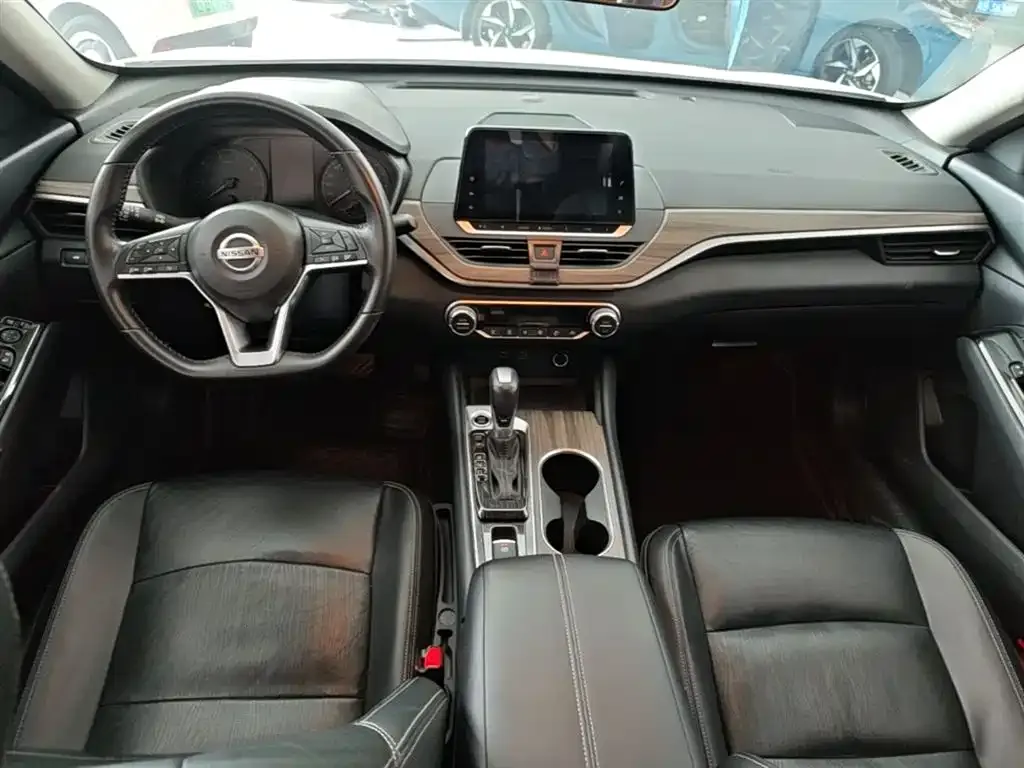Nissan Teana — фото 10