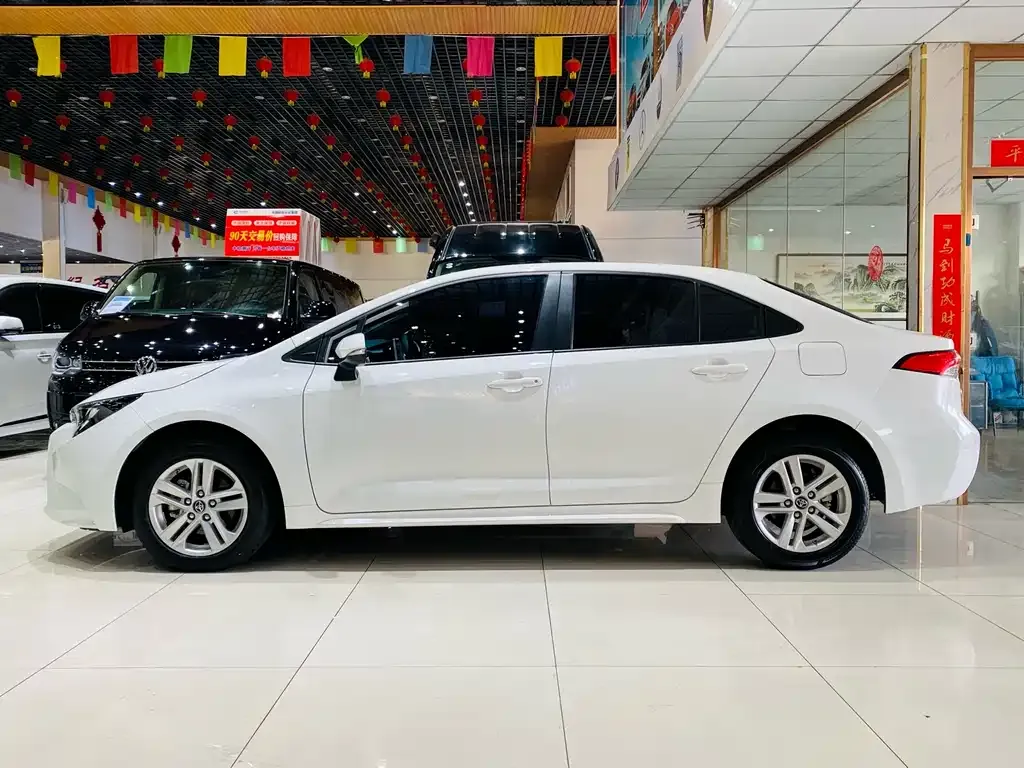 Toyota Levin 2022 из CN, фото 2