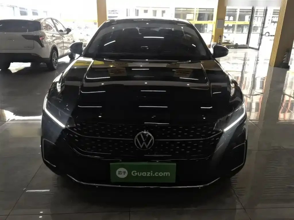 Volkswagen Passat — фото 4