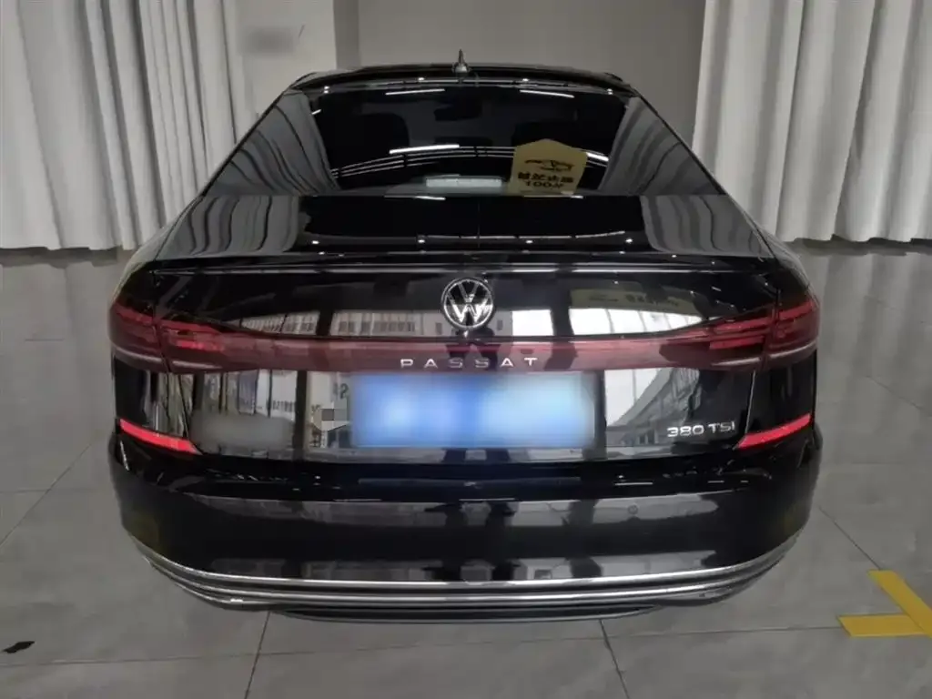 Volkswagen Passat — фото 2