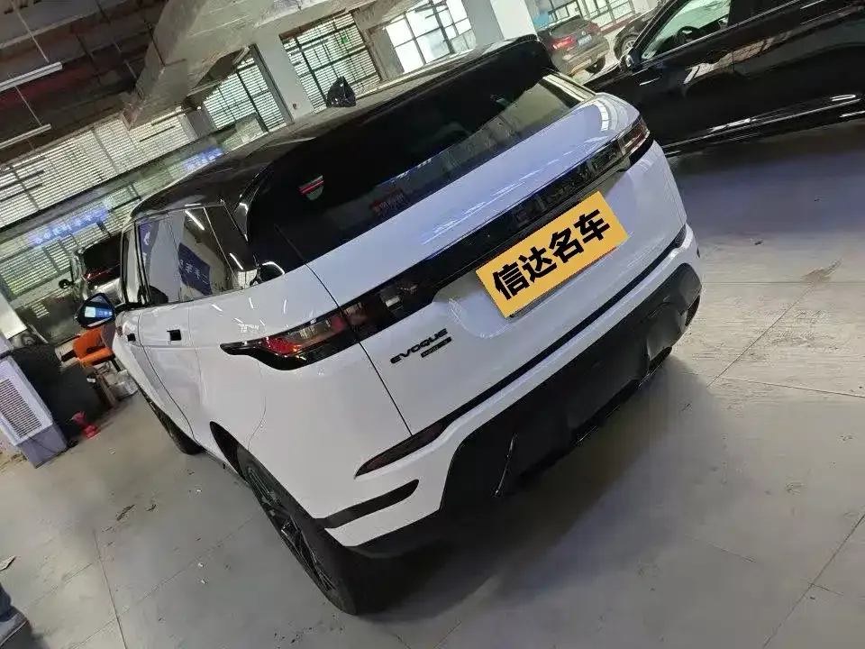 Land Rover Evoque — фото 7