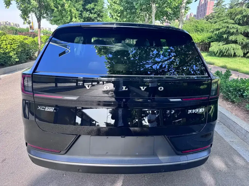 Volvo XC70 Plug-in Hybrid 2026 из CN, фото 7