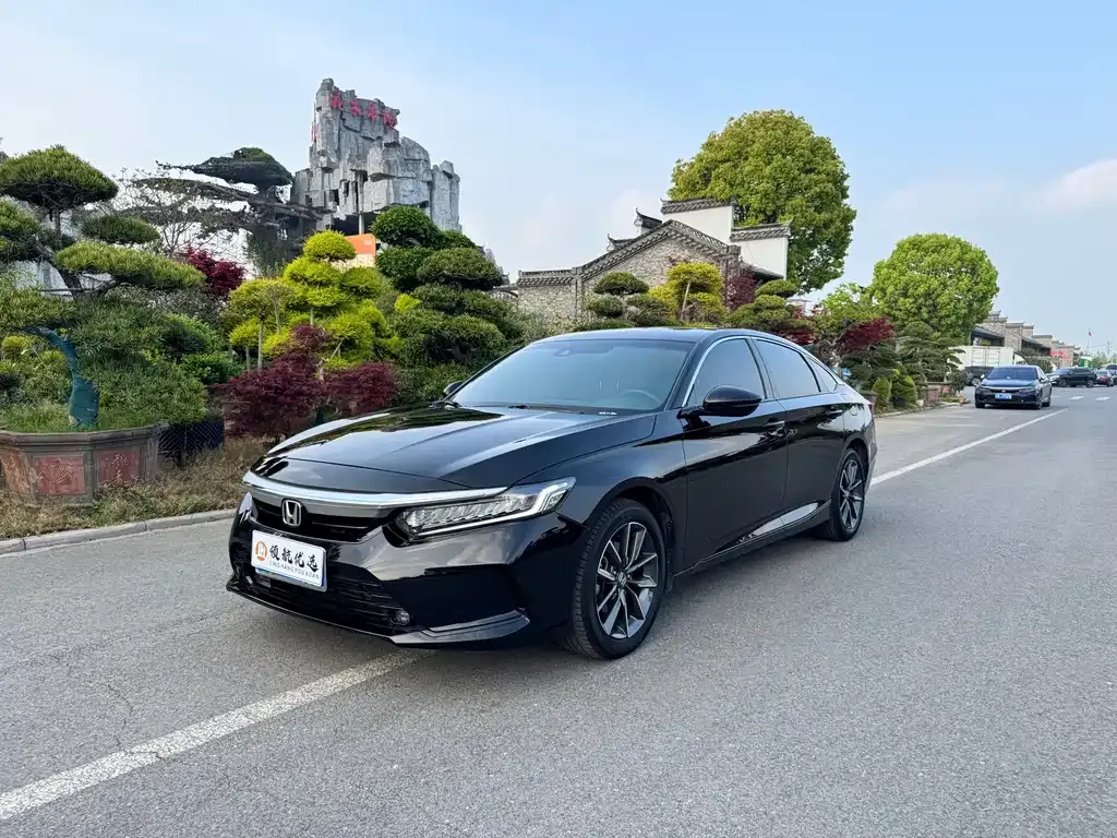 Honda Inspire 2023 из CN, фото 1