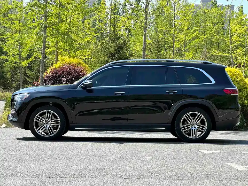 Mercedes-Benz GLS — фото 10