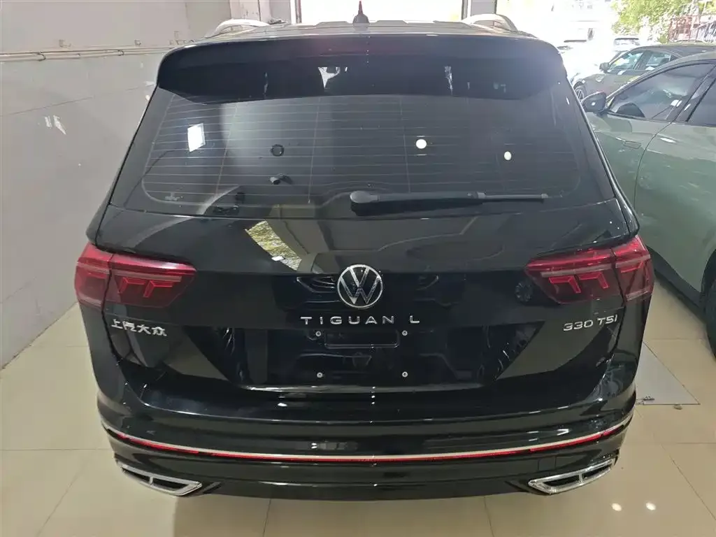 Volkswagen Tiguan L — фото 3