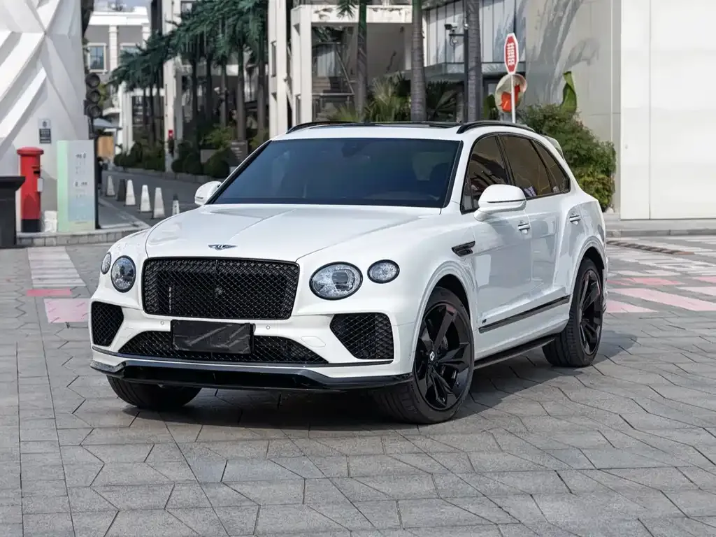 Bentley Bentayga 2022 из CN, фото 1