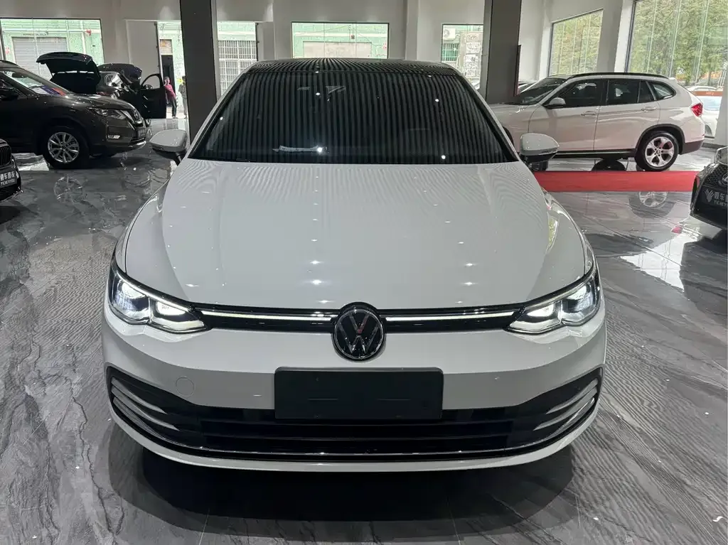 Volkswagen Golf — фото 2