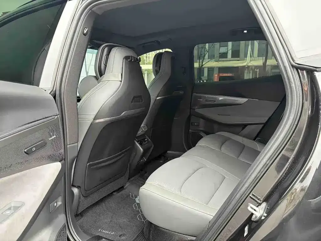 Lynk & Co 08 EM-P 2024 из CN, фото 2