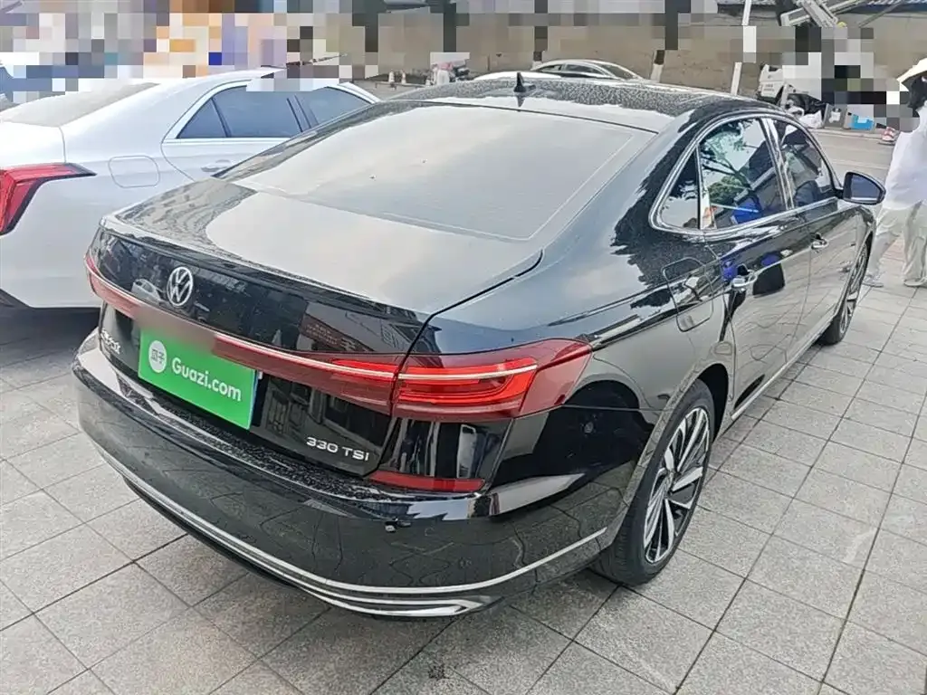 Volkswagen Passat — фото 7