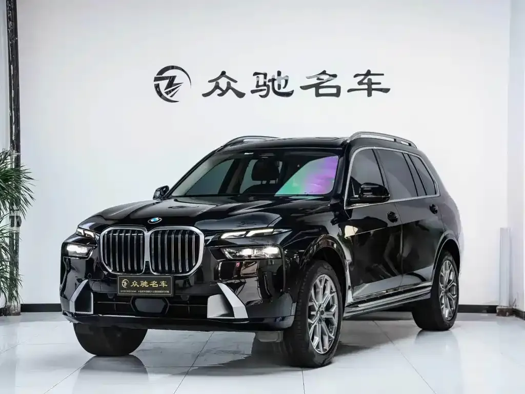 BMW X7 — фото 1