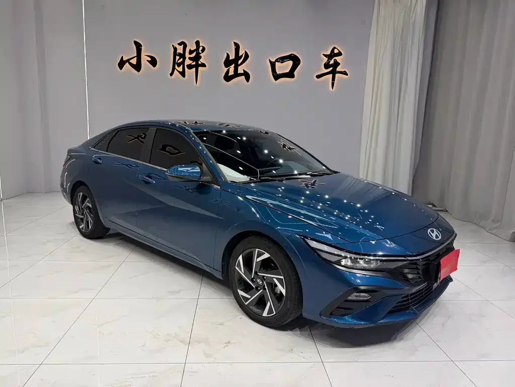Hyundai Elantra — фото 6