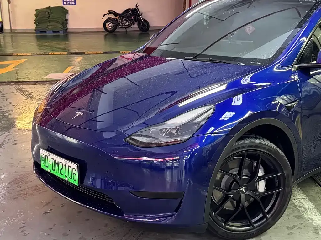Tesla Model Y — фото 4