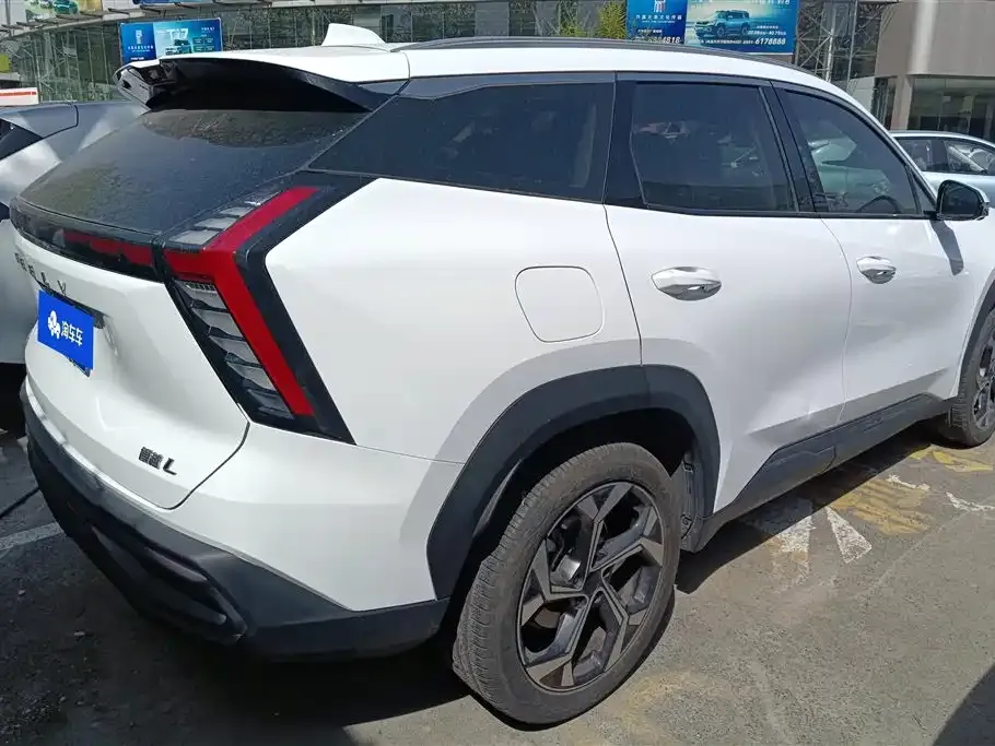 Geely Boyue L 2023 из CN, фото 3