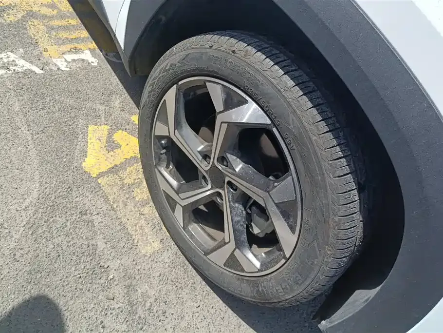 Geely Boyue L 2023 из CN, фото 9