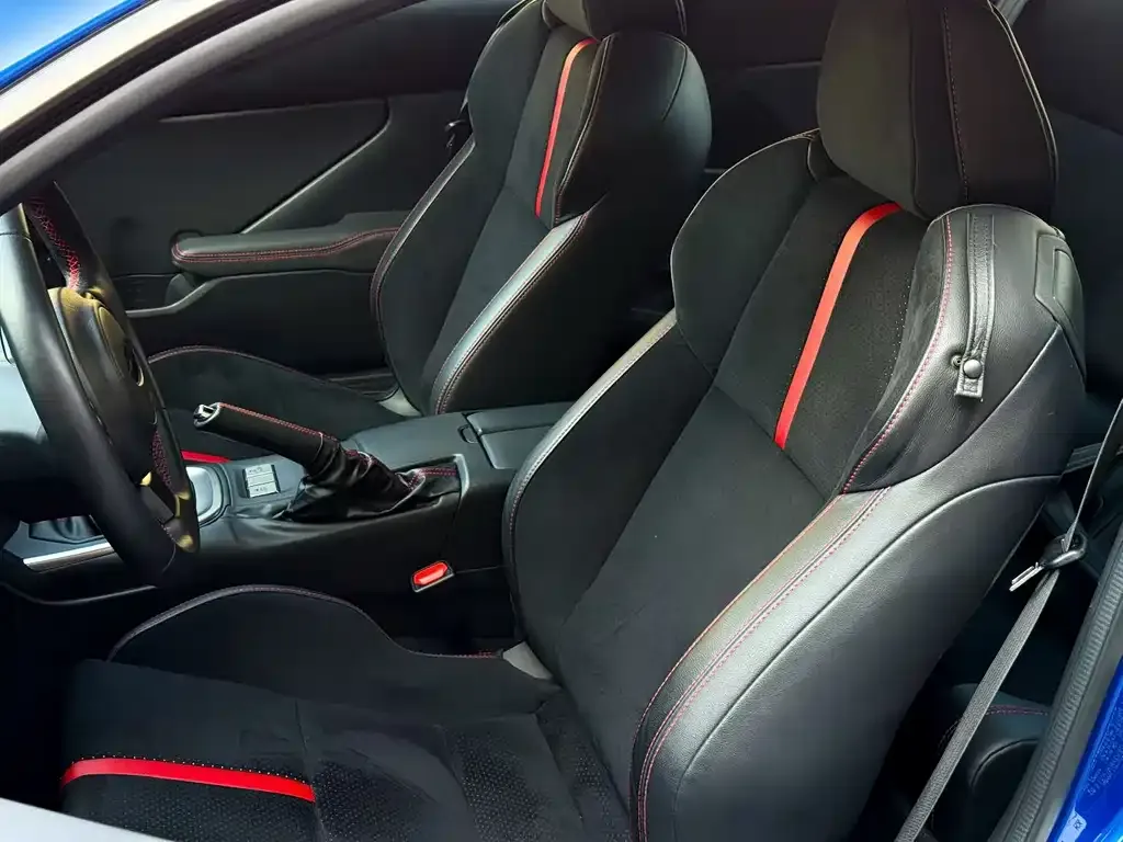 Subaru BRZ 2023 из CN, фото 4