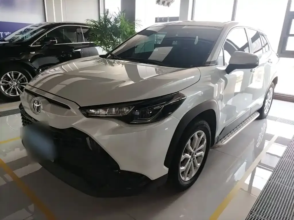 Toyota Frontlander 2023 из CN, фото 1