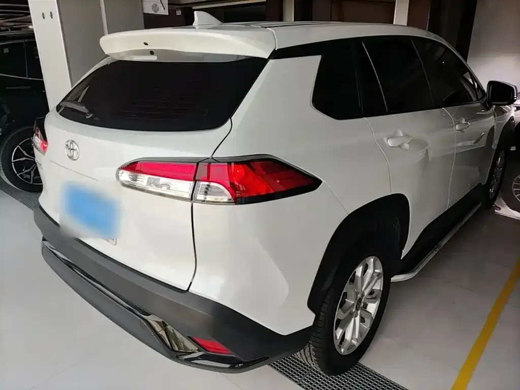 Toyota Frontlander 2023 из CN, фото 7