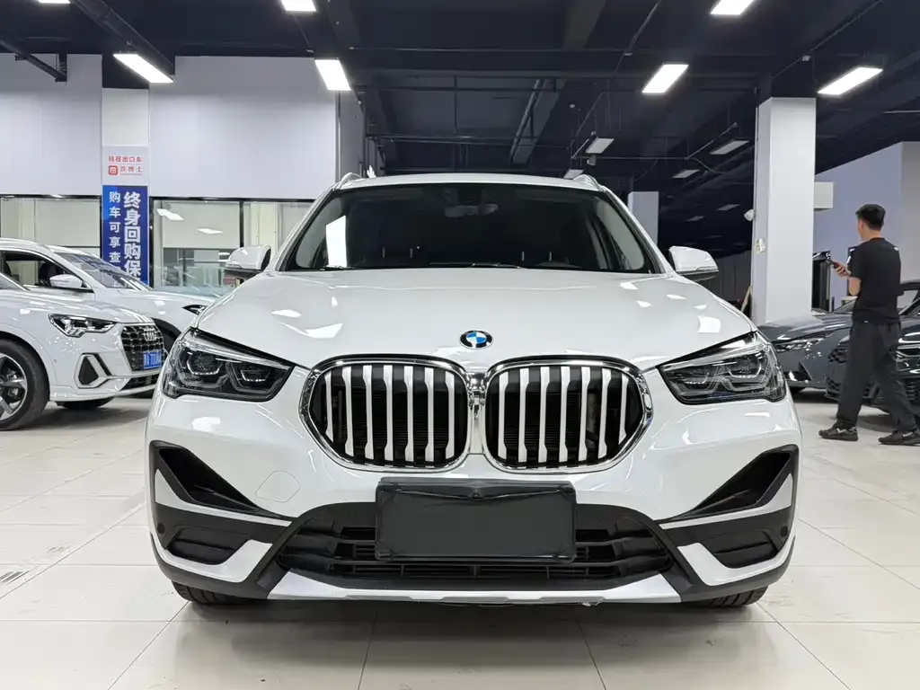 BMW X1 2022 из CN, фото 3