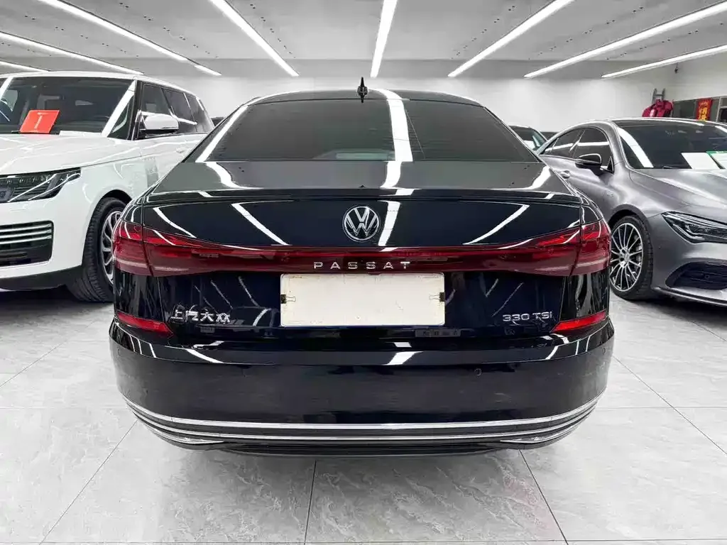Volkswagen Passat — фото 6