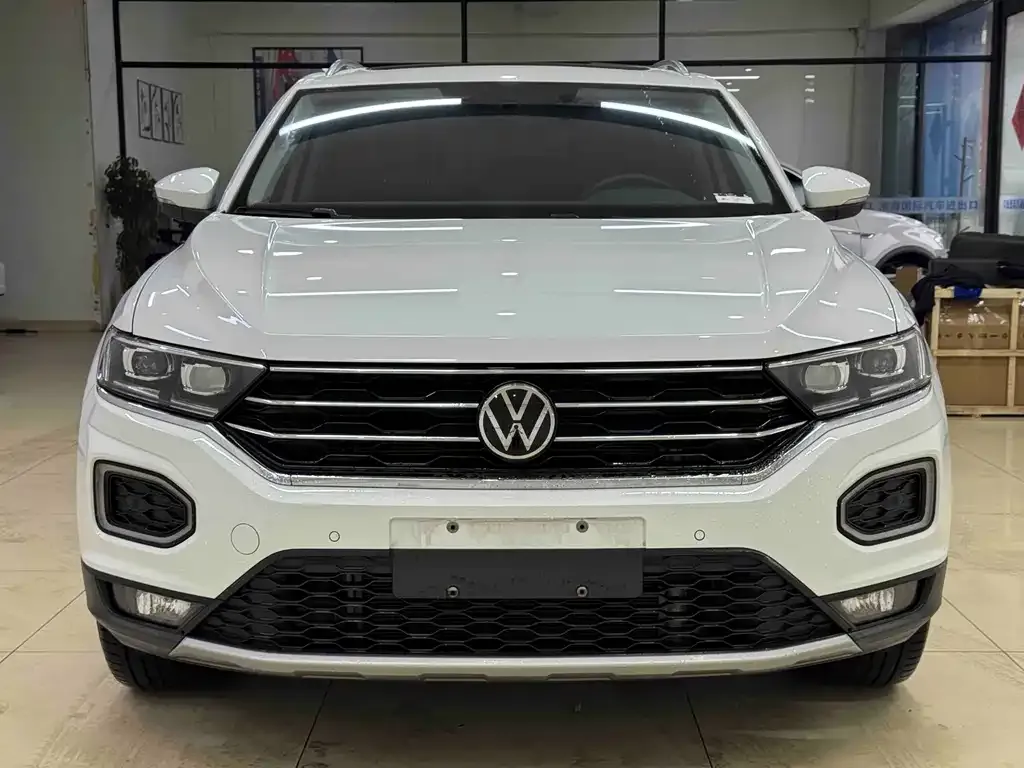 Volkswagen T-Roc — фото 3