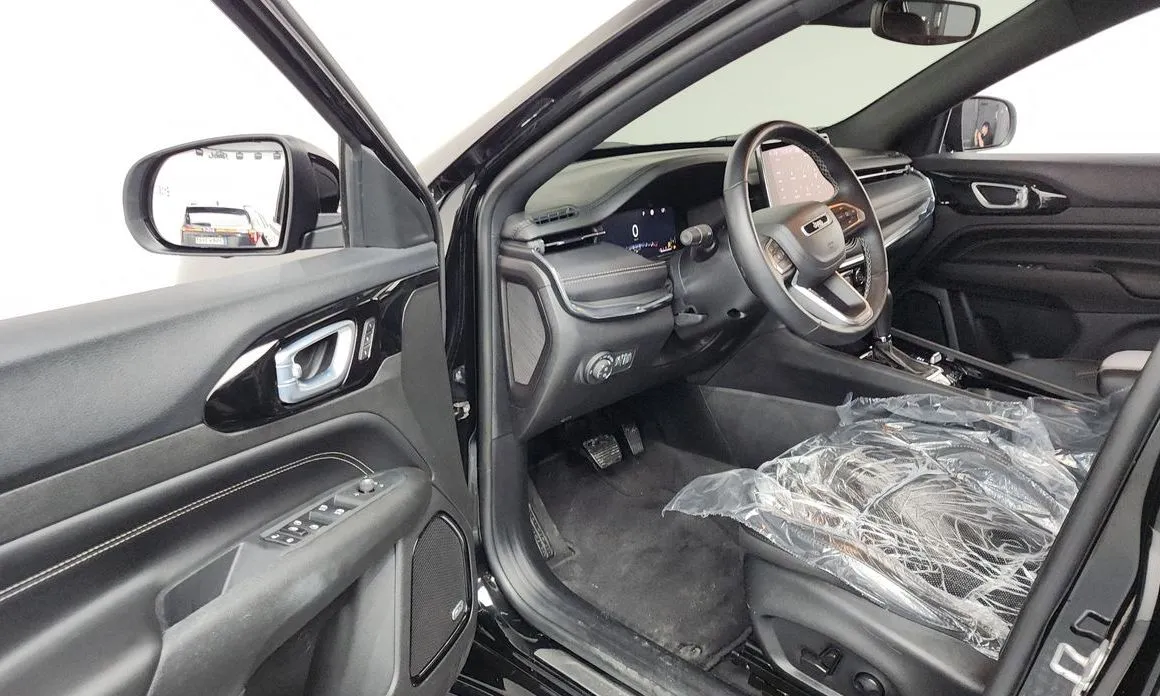 Jeep Compass 2022 из KR, фото 9