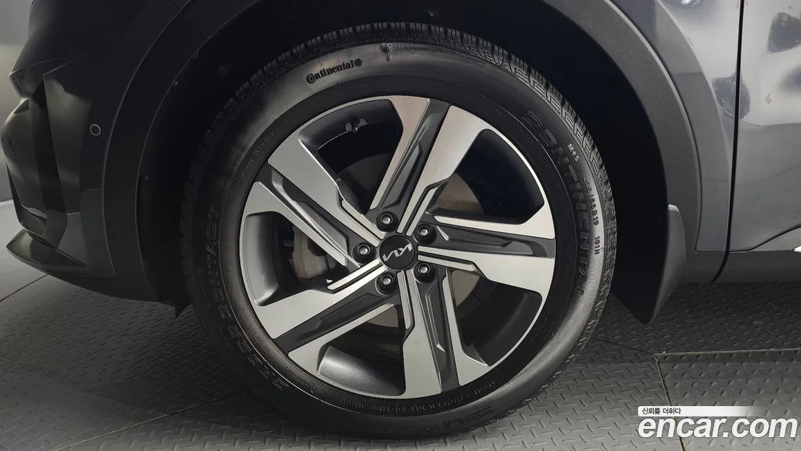 Kia Sorento — фото 7