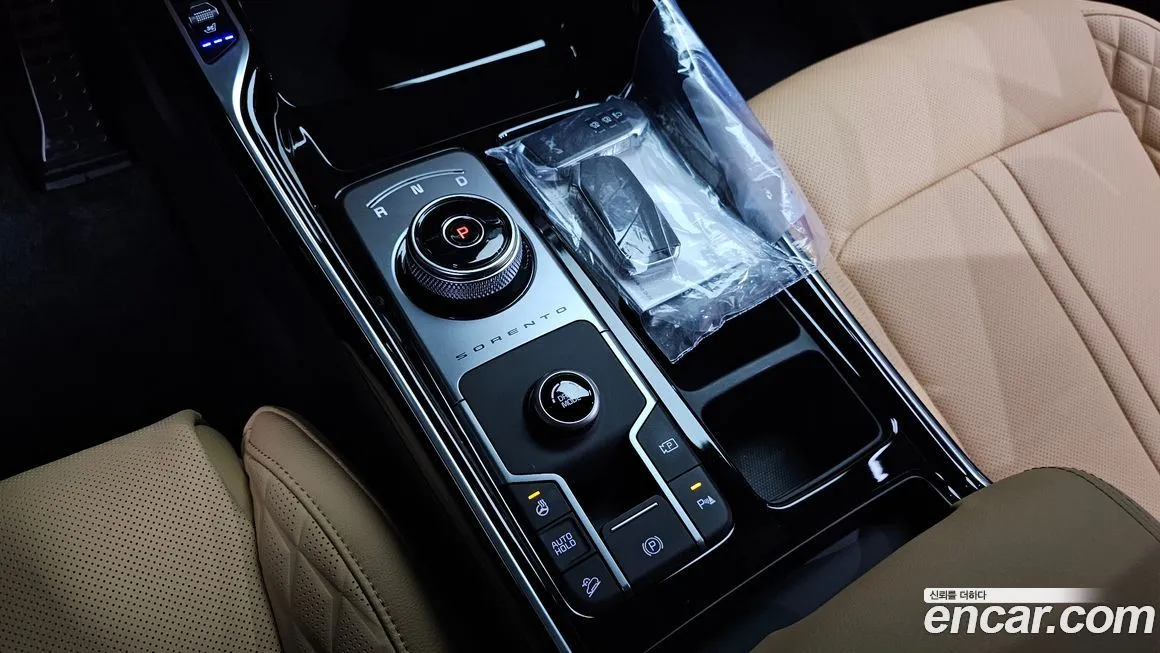Kia Sorento — фото 6