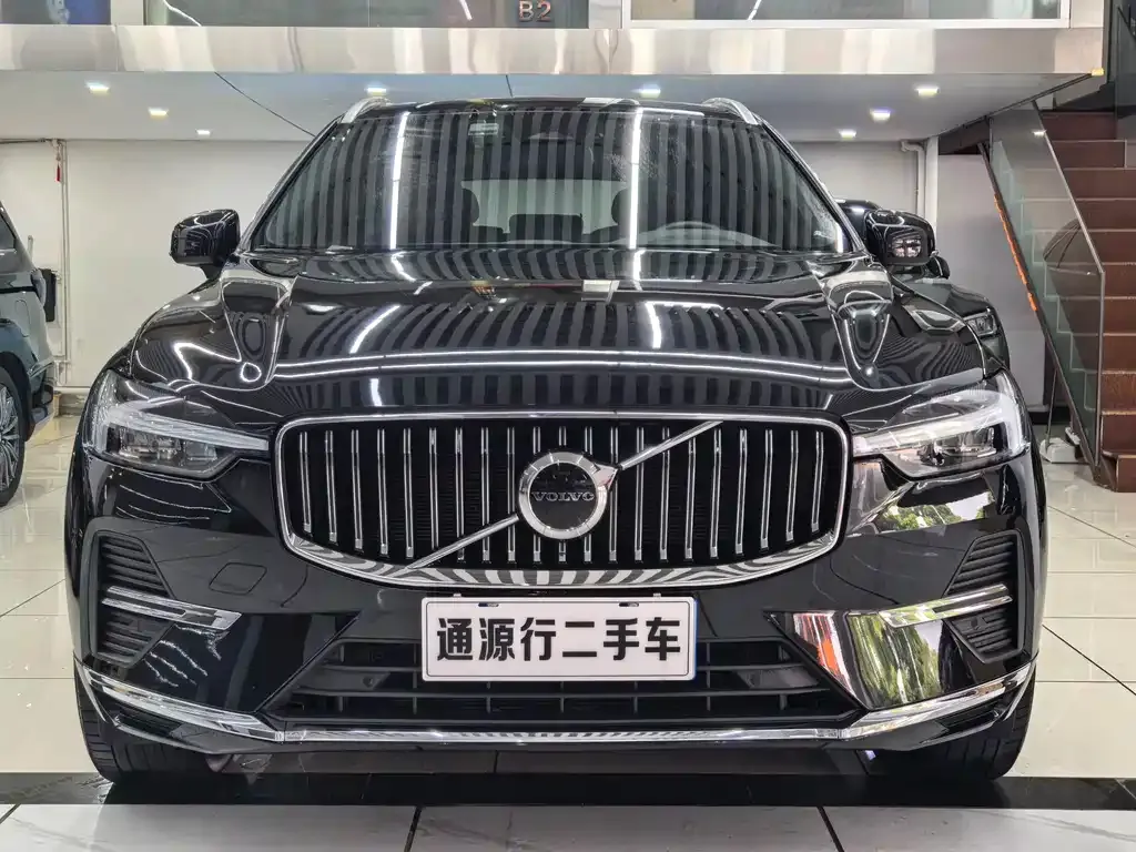 Volvo XC60 — фото 6