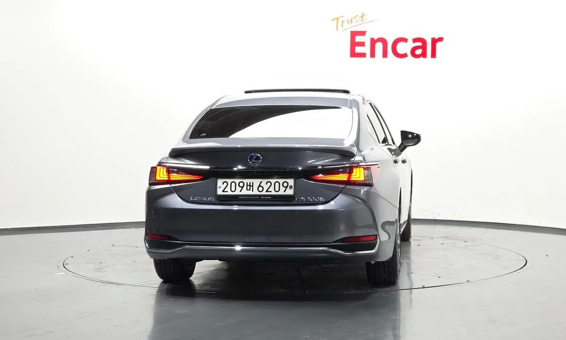 Lexus ES 2021 из KR, фото 6