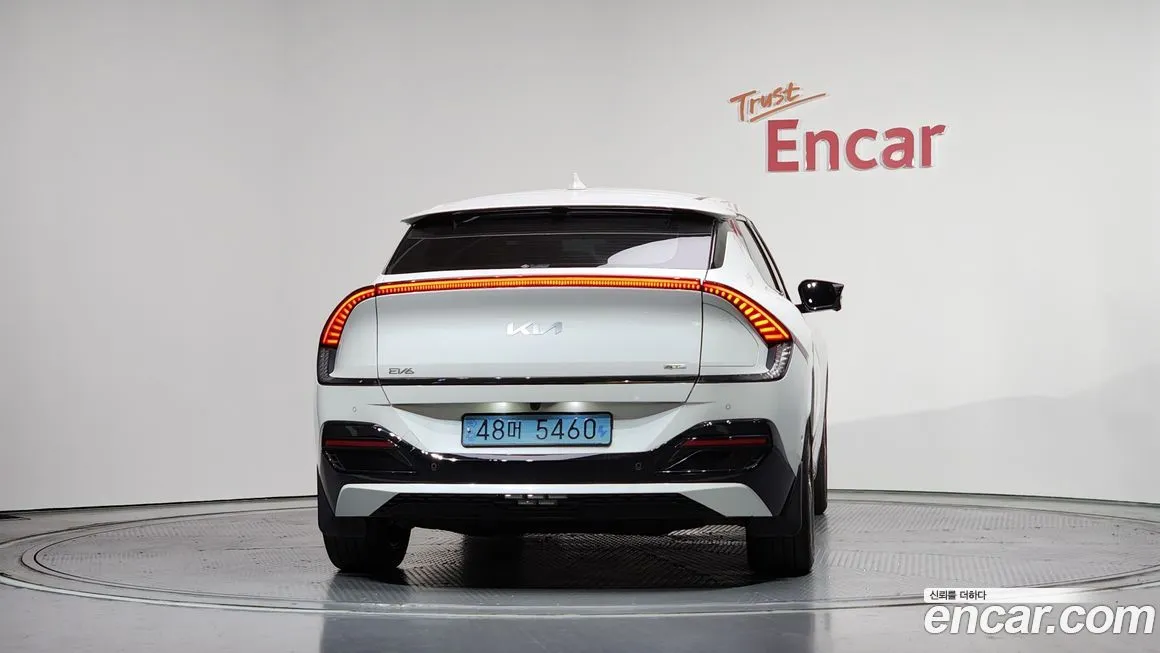 Kia EV6 — фото 2
