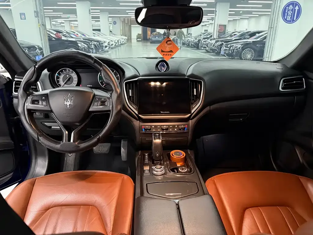 Maserati Ghibli — фото 7