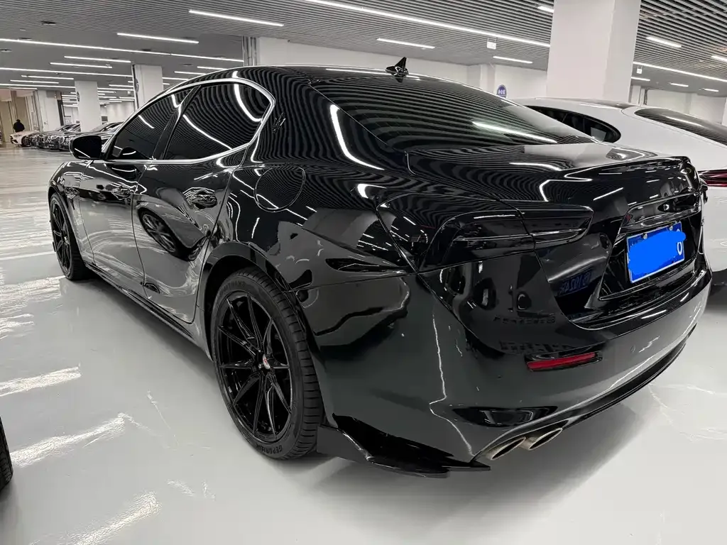 Maserati Ghibli — фото 6