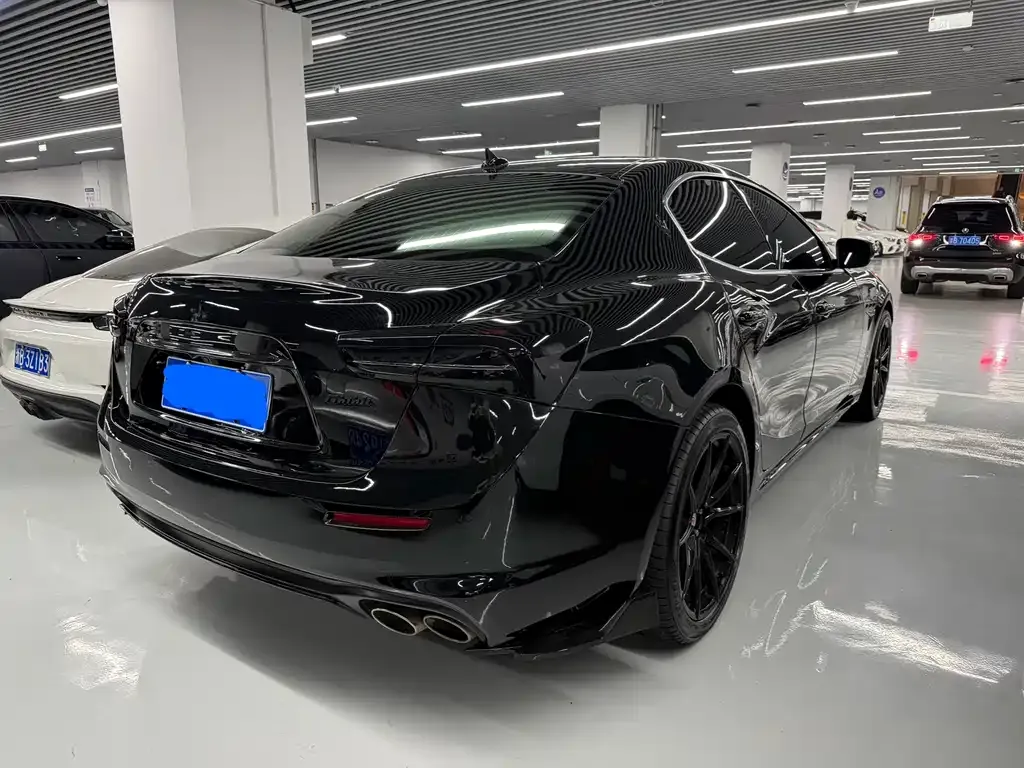 Maserati Ghibli — фото 9