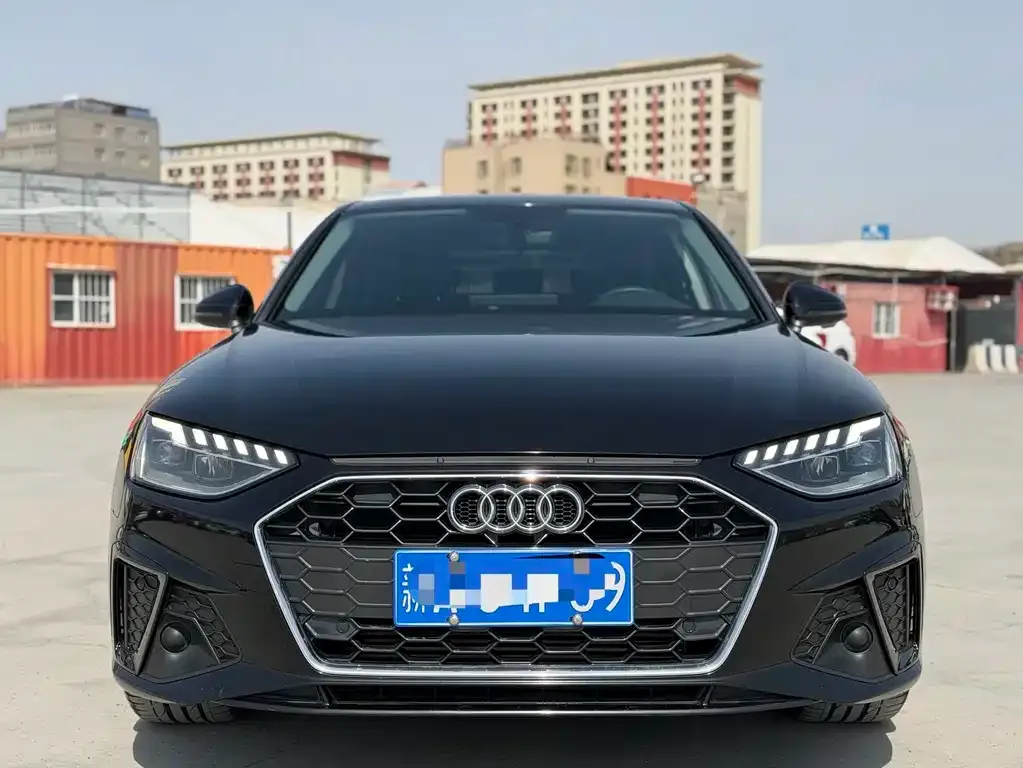 Audi A4L — фото 2