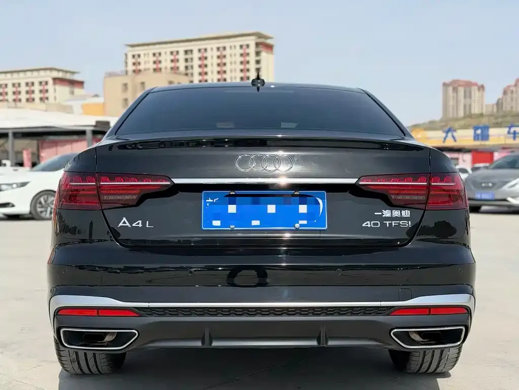 Audi A4L — фото 7